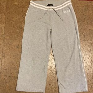 Women’s BCBG Capris